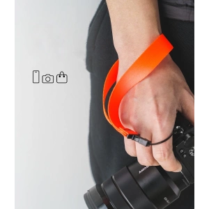 Kup Pasek Ringke Wrist Strap Neon Orange - RGK1158ORG - {ean13} - Sklep Home Screen