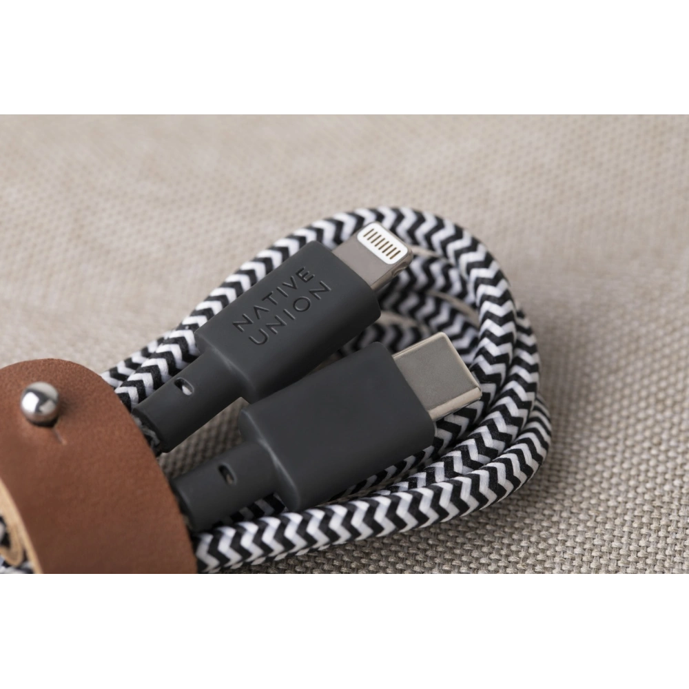 Kabel Native Union Belt Cable USB-C do Lightning ze skórzanym zapięciem 1,2m (zebra)