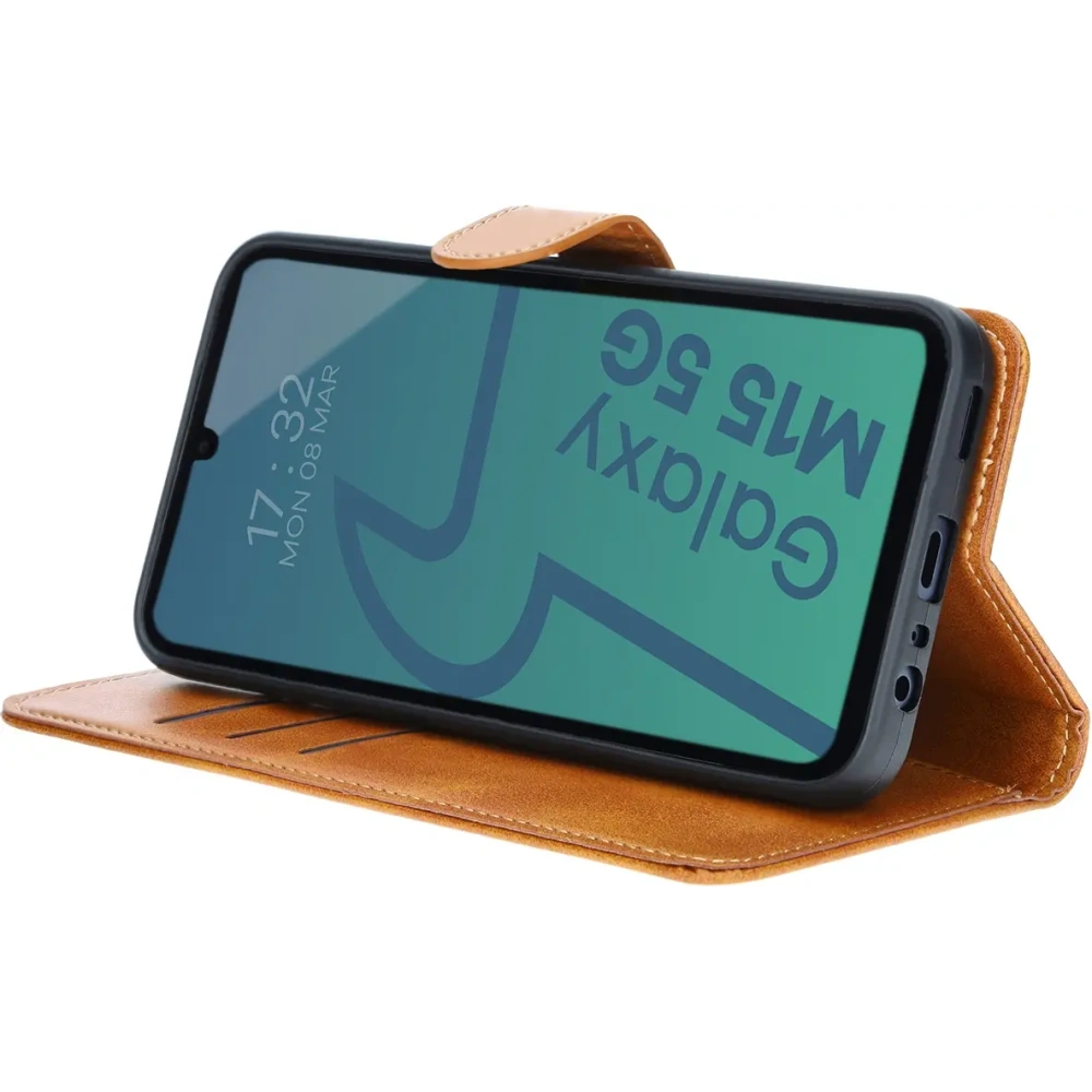 Etui z klapką Bizon Case Pocket do Samsung Galaxy M15 5G brązowe