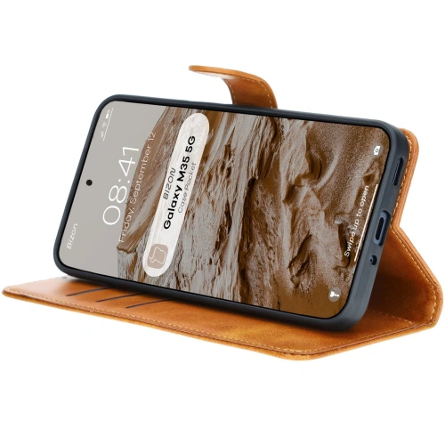 Kup Etui z klapką Bizon Case Pocket do Samsung Galaxy M35 5G brązowe - BIZ6474 - {ean13} - Sklep Home Screen