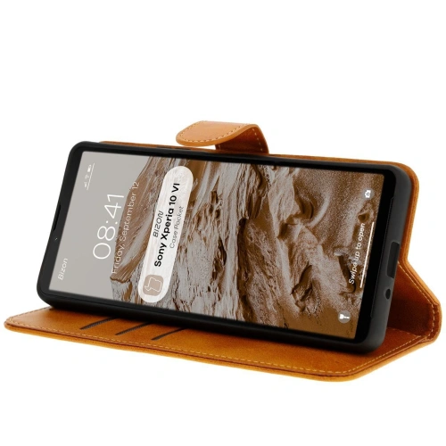 Kup Etui z klapką Bizon Case Pocket do Sony Xperia 10 VI brązowe - BIZ7016 - {ean13} - Sklep Home Screen