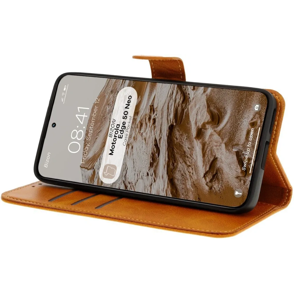 Etui z klapką Bizon Case Pocket do Motorola Edge 50 Neo brązowe