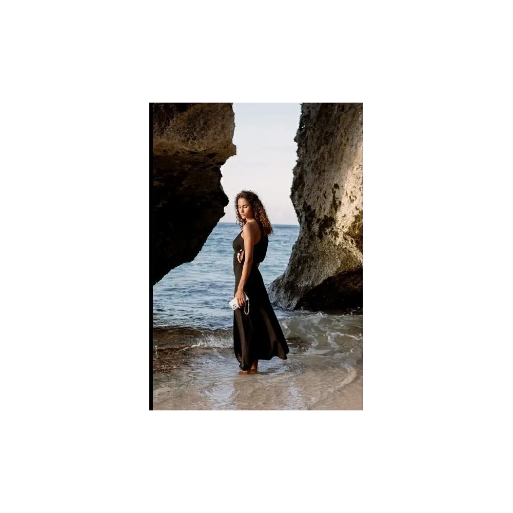 Etui UNIQ Coehl Lumino Apple iPhone 16 Magnetic Charging srebrny/sparkling silver