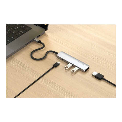 Kup HUB Satechi 4-in-1 USB-C Slim Multiport Adapter 4K USB-C / 2xUSB-A, USB-C, 4K HDMI silver - STH172 - {ean13} - Sklep Home Screen