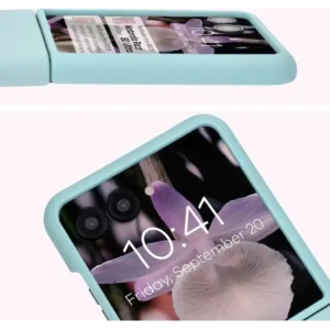 Silikonowe etui Bizon Soft Case do Motorola Razr 50 Ultra jasnoniebieskie