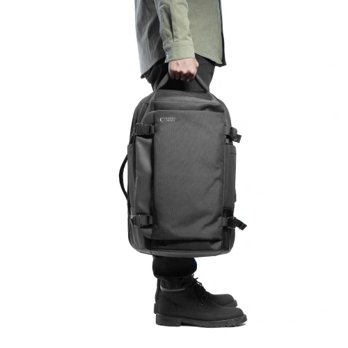 Kup Tech-Protect Defender S40 Reise-Laptop-Rucksack 28l Schwarz - THP3740 - {ean13} - Sklep Home Screen