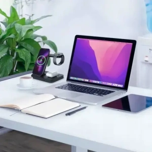 Kup Bezdrátová nabíječka Tech-Protect QI15W-A37 3in1 bezdrátová nabíječka pro Android a Apple černá - THP3838 - {ean13} - Sklep Home Screen
