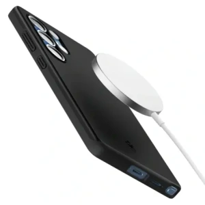 Kup Spigen Thin Fit Mag MagSafe Samsung Galaxy S25 Ultra Fekete - SPN16597 - {ean13} - Sklep Home Screen