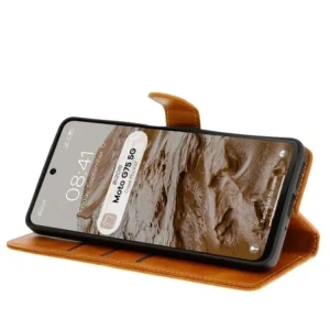 Kup Etui z klapką Bizon Case Pocket do Motorola Moto G75 5G brązowe - BIZ8350 - {ean13} - Sklep Home Screen