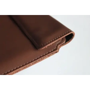 Kup Husa din piele LURESKO CLAYER XL+ pentru tabletă 290 x 212 x 9mm (maro neted) - LUR52 - {ean13} - Sklep Home Screen
