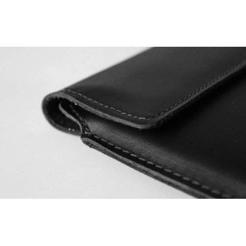 Kup Husa din piele LURESKO CLAYER XL+ pentru tabletă 290 x 212 x 9mm (neagră netedă cu fir negru) - LUR55 - {ean13} - Sklep Home Screen