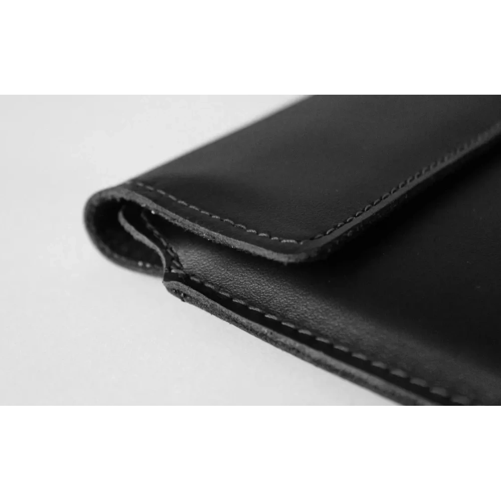 Skórzane etui LURESKO CLAYER XXL na tablet 313 x 222 x 9mm (czarny gładki  czarna nić)