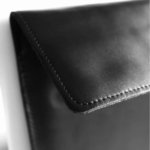 Buy LURESKO CLAYER XL2 GKL leather case for tablet 249 x 181 x 9mm (black smooth with black thread) - LUR58 - {ean13} - Home Screen Store Europe