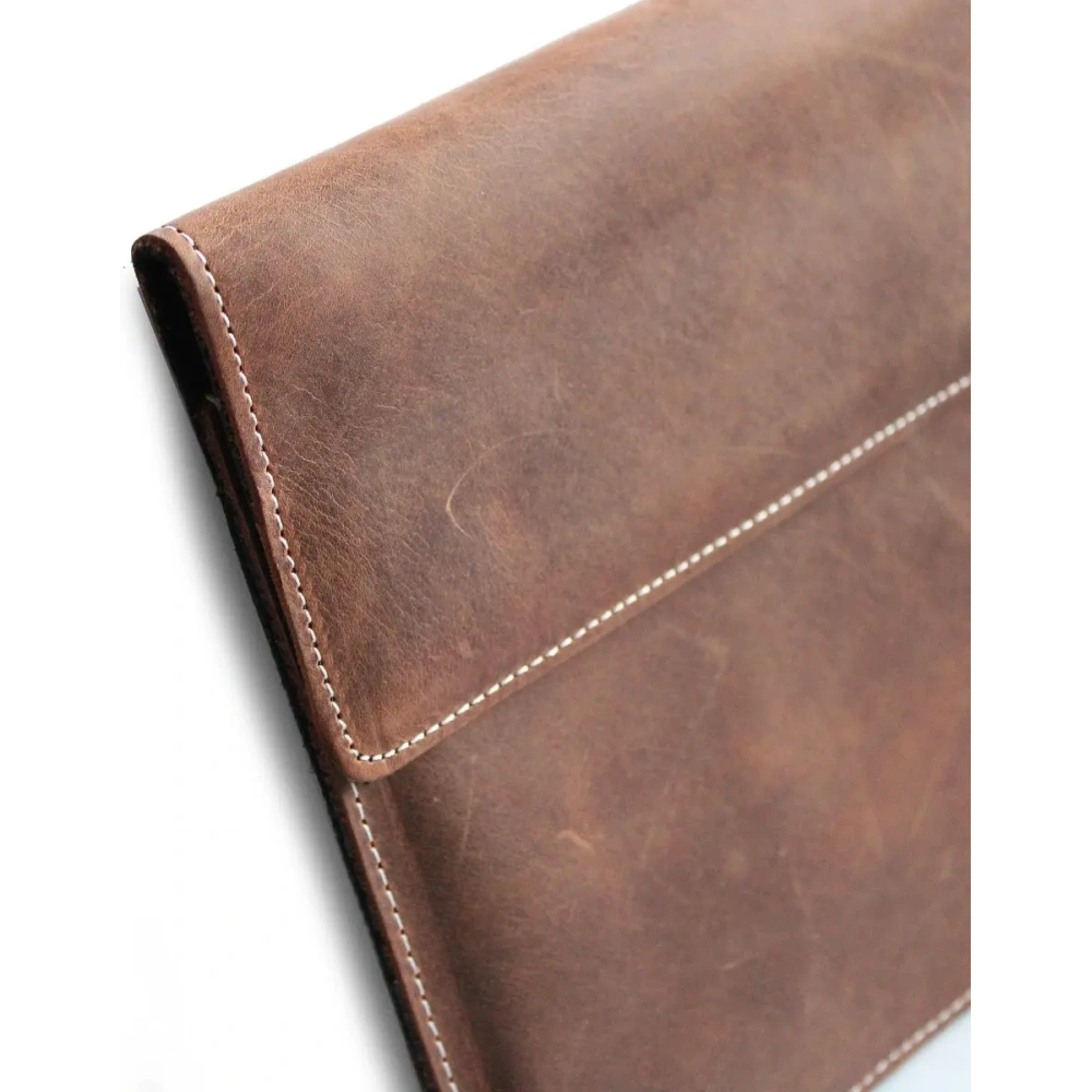 Skórzane etui LURESKO CLAYER XL2 GKL na tablet 249 x 181 x 9mm (brązowy vintage  biała nić)