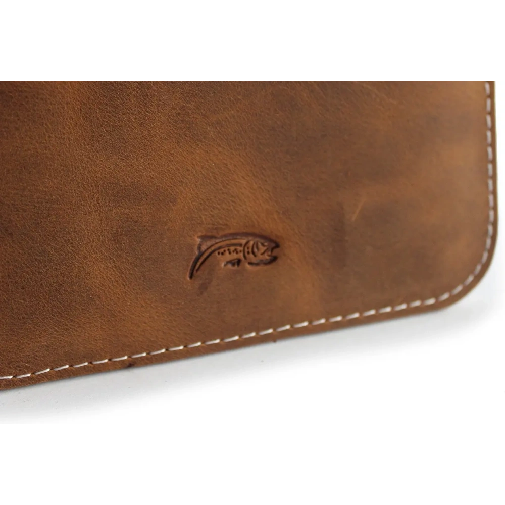 Skórzane etui LURESKO MASTER S na ebook 162x113x9mm (brąz vintage  biała nić)