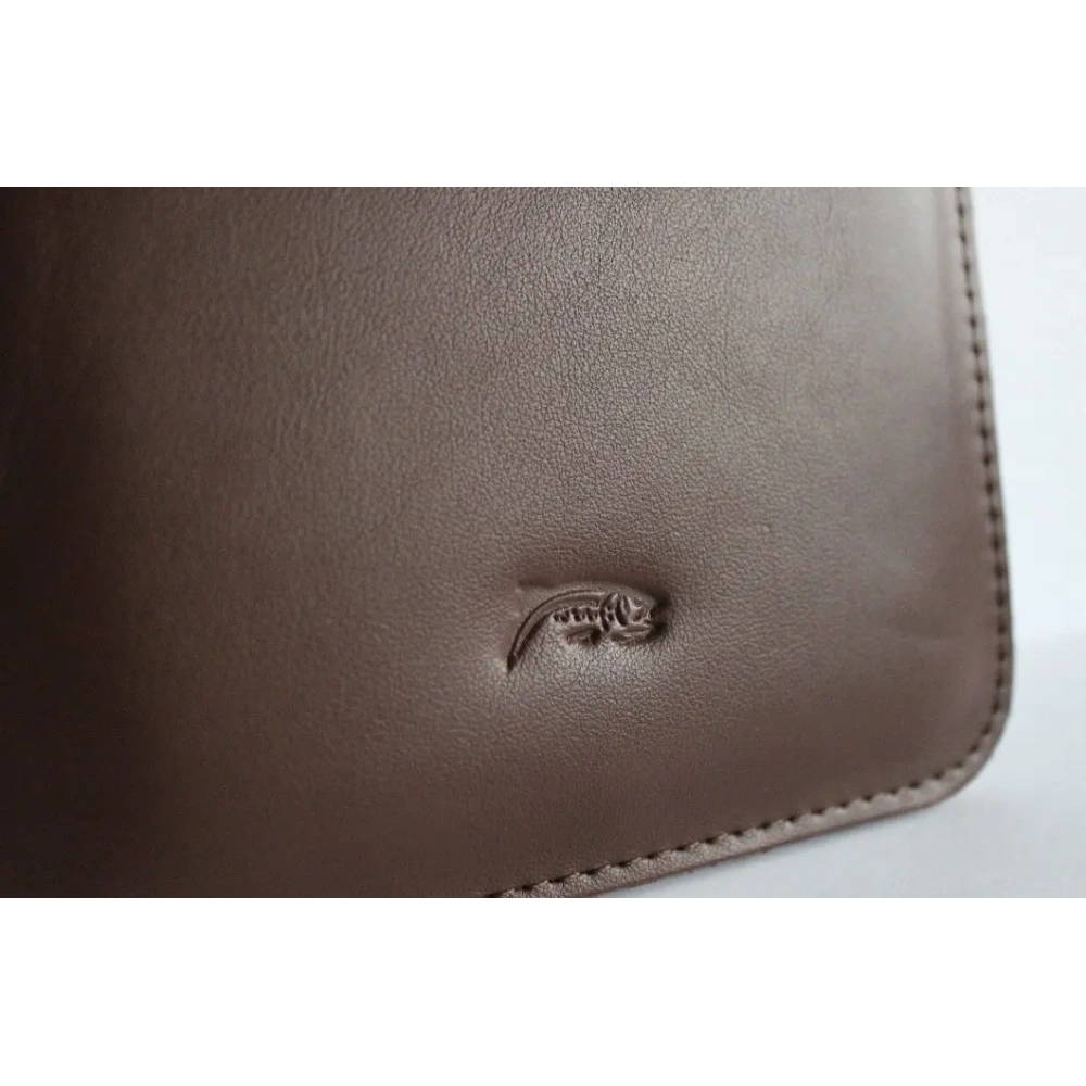 Skórzane etui LURESKO MASTER S na ebook 162x113x9mm (brązowy gładki)