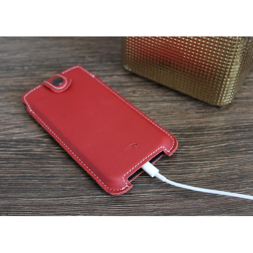 Buy LURESKO SOFIJA XXXL leather case universal with strap closure (red smooth with white thread) - LUR73 - {ean13} - Home Screen Store Europe