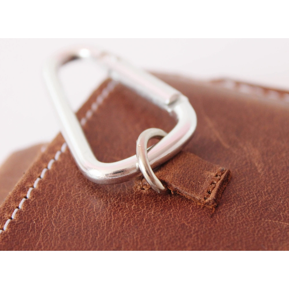 Skórzane etui uniwersalne z oczkiem na smycz LURESKO NEW ASTER XXXL wsuwka na telefon 6.5' - 6.9' (brązowy vintage biała nić)