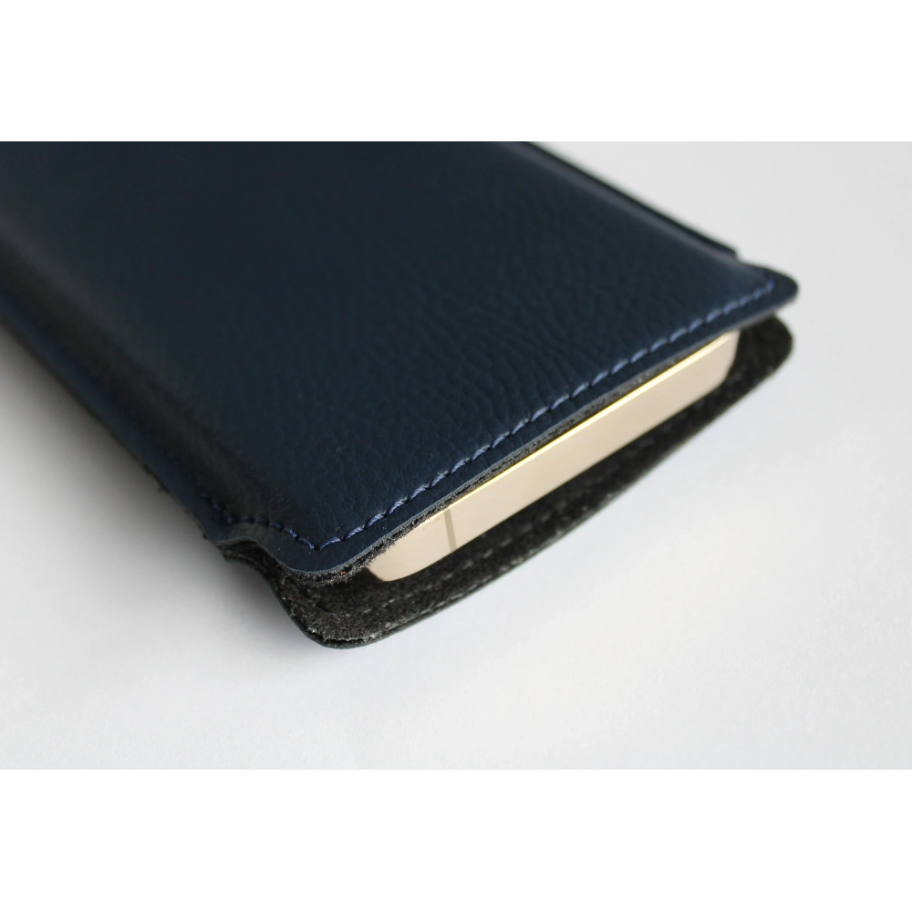 Skórzana wsuwka LURESKO LILNER XXL na telefon ECO (niebieski)