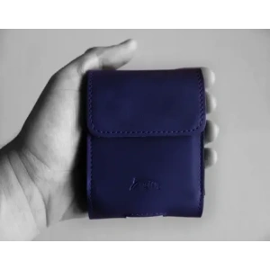 Kup LURESKO HECTOR FLIP M Lederhals- / Gürteltasche / Loop-Tasche für Flip-Modelle (glattes Marineblau mit marineblauem Faden) - LUR117 - {ean13} - Sklep Home Screen