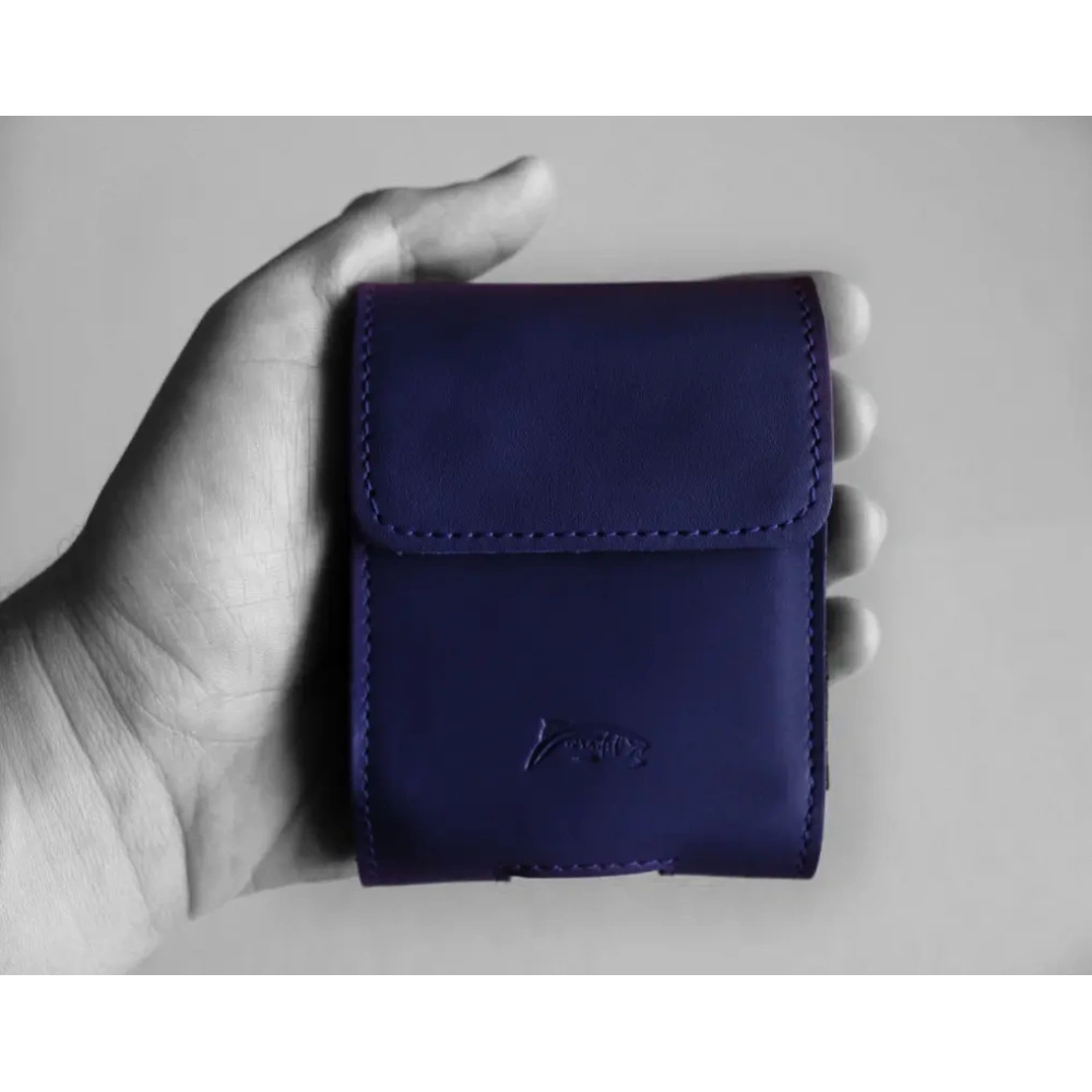 Skórzane etui na szyję / do paska / do szlufki LURESKO HECTOR FLIP M do modeli Flip (granatowy gładki granatowa nić)