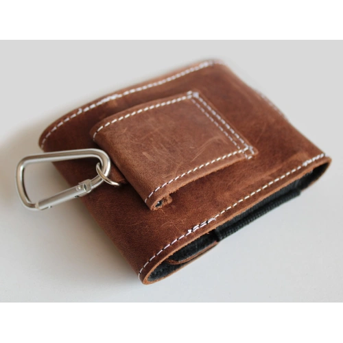 Buy LURESKO HECTOR FLIP M leather neck/pocket/belt loop case for Flip models (vintage brown with white thread) - LUR118 - {ean13} - Home Screen Store Europe