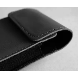 Buy LURESKO HECTOR FLIP M leather neck / belt / loop case for Flip models (black smooth with black thread) - LUR119 - {ean13} - Home Screen Store Europe
