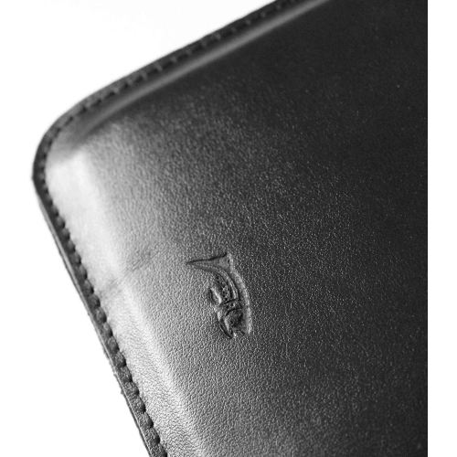 Buy LURESKO CLAYER S leather case for ebook 162x113x9mm (magnet) (black smooth with black thread) - LUR133 - {ean13} - Home Screen Store Europe