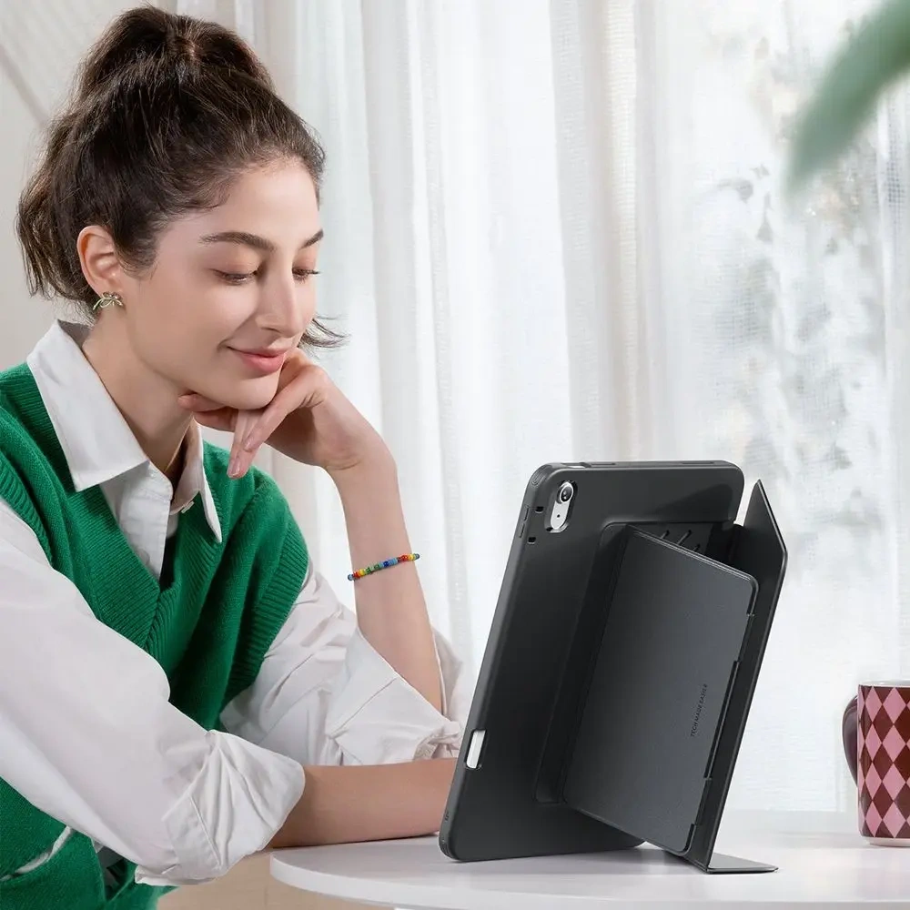 Etui ESR Flip Hybrid Apple iPad Air 13" 2024 (6. generacji) / 13" 2025 (7. generacji) Black