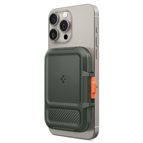 Kup Uchwyt magnetyczny Spigen Lock Fit MagSafe Universal Magnetic Card Holder Military Green - SPN16740 - {ean13} - Sklep Home Screen