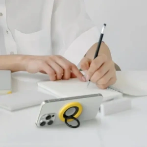 Kup Spigen Nano Pop MagSafe telefonní kroužek Mango Yellow - SPN16745 - {ean13} - Sklep Home Screen