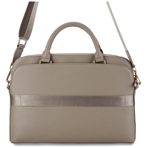 Kup Torba Guess Grained Zipper Pocket Triangle Logo 15" brązowy - GUE4511 - {ean13} - Sklep Home Screen