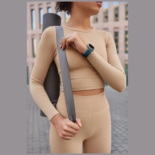 Kup Pasek UNIQ Stride De Rubber do Apple Watch 6/7/8/9/10/SE/Ultra 1/2 44/45/46/49mm storm - UNIQ1542 - {ean13} - Sklep Home Screen