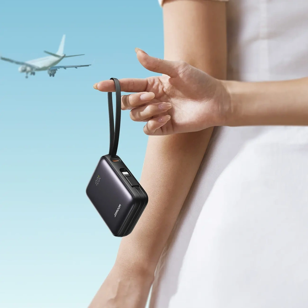 Powerbank Joyroom JR-PBF27 10000mAh 22.5W z wbudowanymi kablami USB-C, Lightning czarny