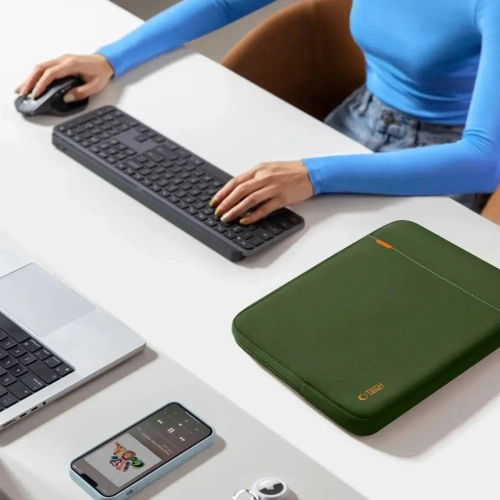 Buy Tech-Protect Defender Laptop 15-16 Army Green - THP4273 - {ean13} - Home Screen Store Europe
