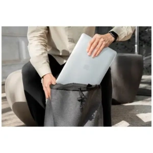Etui UNIQ Vero do Apple MacBook Pro 14" M1/M2/M3/M4 przezroczysty
