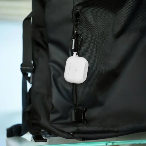Silikonowe etui z karabińczykiem Bizon Case Headphone Silicone do Apple AirPods 3 białe