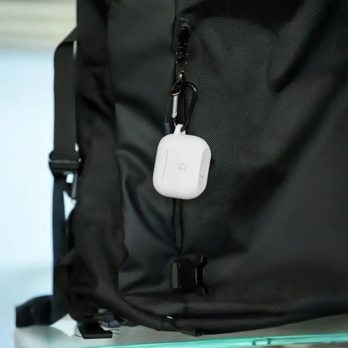 Silikonowe etui z karabińczykiem Bizon Case Headphone Silicone do Apple AirPods Pro 2 białe