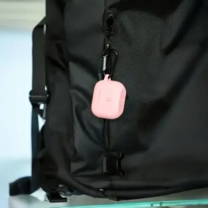 Silikonowe etui z karabińczykiem Bizon Case Headphone Silicone do Apple AirPods 4 jasnoróżowe
