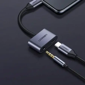 Adapter UGREEN CM193 50596 audio dwuportowy USB-C (męski) - mini jack 3.5mm / USB-C (żeński) szary
