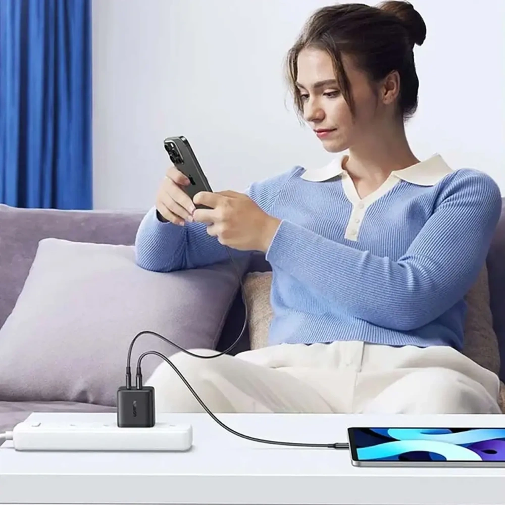 Ładowarka sieciowa UGREEN X227 20W GaN USB-A, USB-C czarna