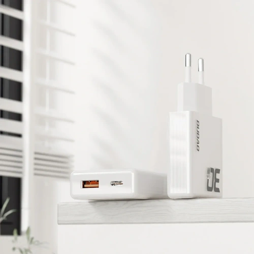 Ładowarka sieciowa GaN Dudao A30EUL 30W USB-A, USB-C + kabel USB-C / Lightning biała