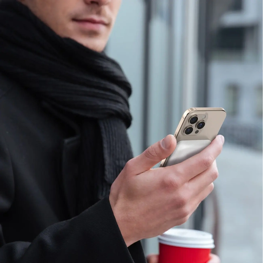 Powerbank bezprzewodowy Dudao K26 10000mAh 20W USB-A / USB-C / MagSafe biały