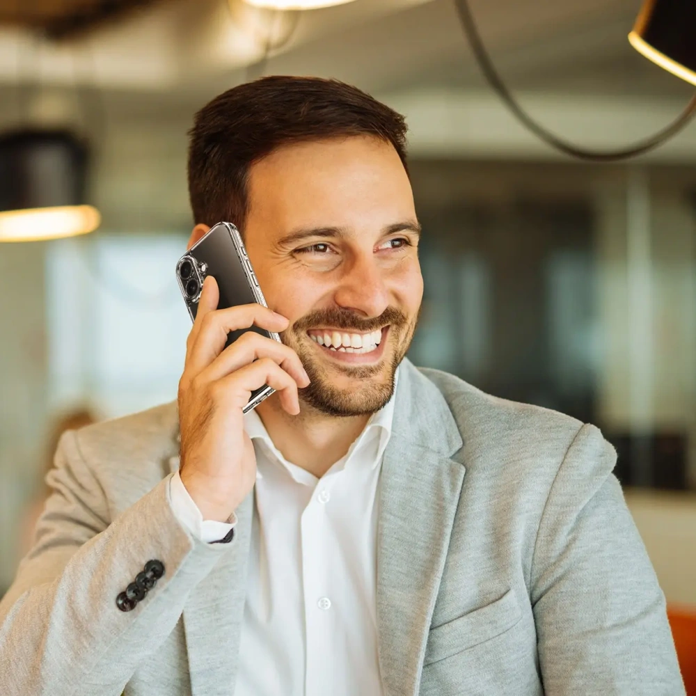 Etui Dux Ducis Clin do Apple iPhone 17 przezroczyste