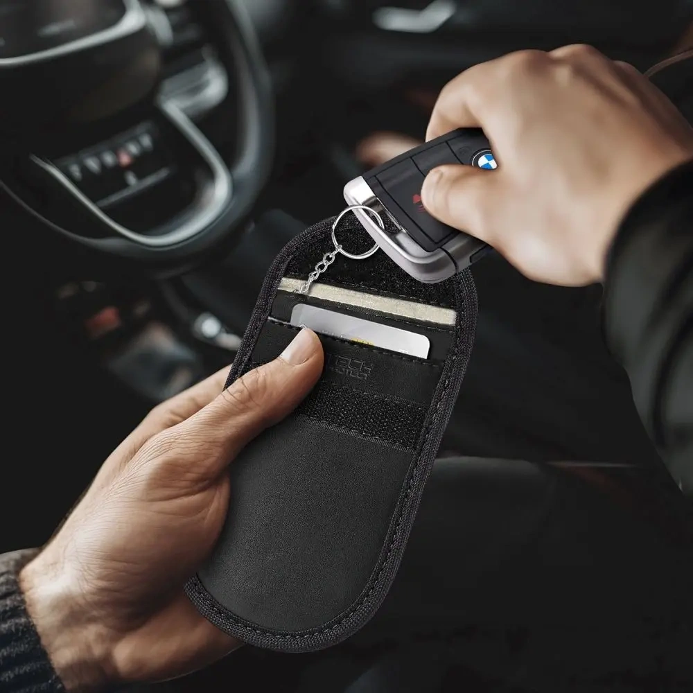 Klatka Faradaya Tech-Protect KLR100 Pouch Keyless RFID Signal Blocker Case Black/black