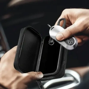 Klatka Faradaya Tech-Protect KLR300 Pouch Keyless RFID Signal Blocker Case Black/black