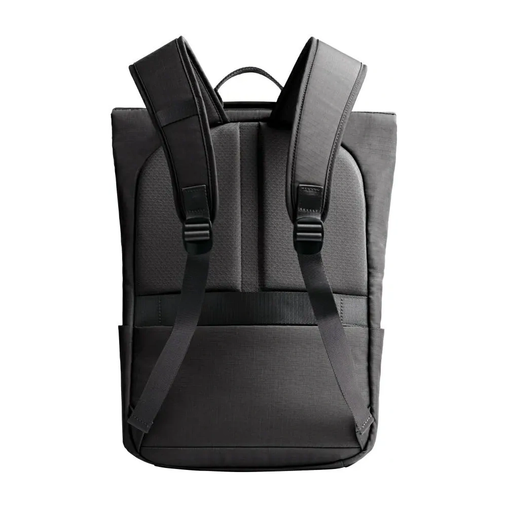 Plecak UNIQ Arden RPET 24L czarny