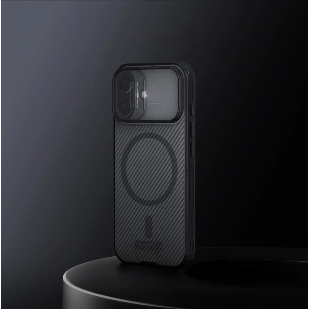 Etui Nillkin CamShield Pro Magnetic Case do Apple iPhone 17 półprzezroczyste czarne