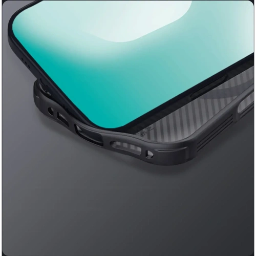 Etui Nillkin CamShield Pro Magnetic Case do Apple iPhone 17 półprzezroczyste czarne