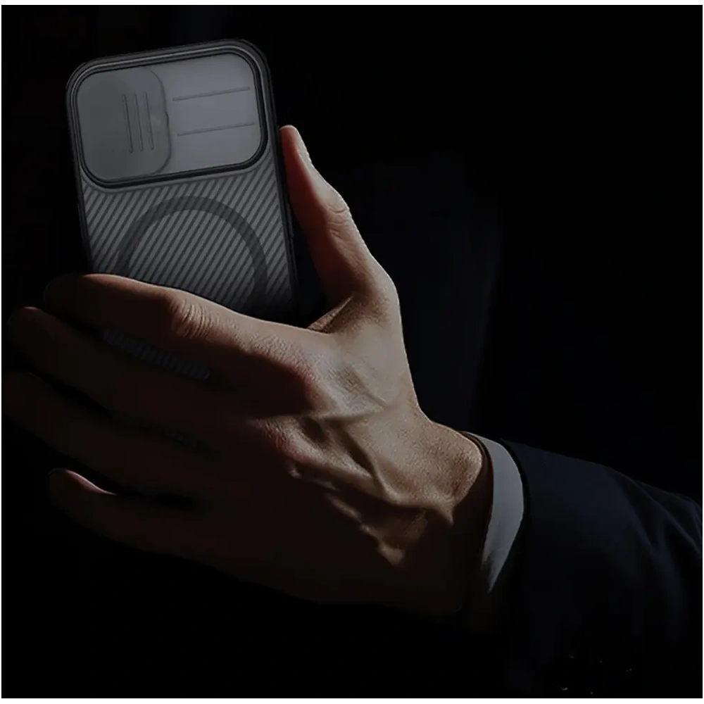 Etui Nillkin CamShield Pro Magnetic Case do Apple iPhone 17 półprzezroczyste czarne